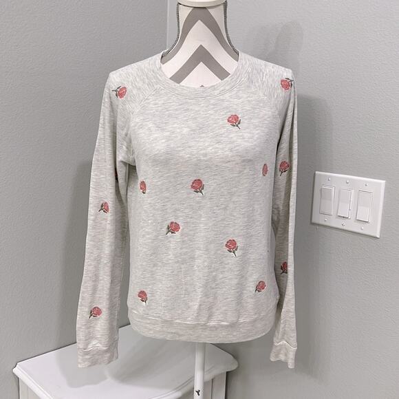 Monrow Raglan pull over floral embroidered grey and pink size small - Picture 1 of 8